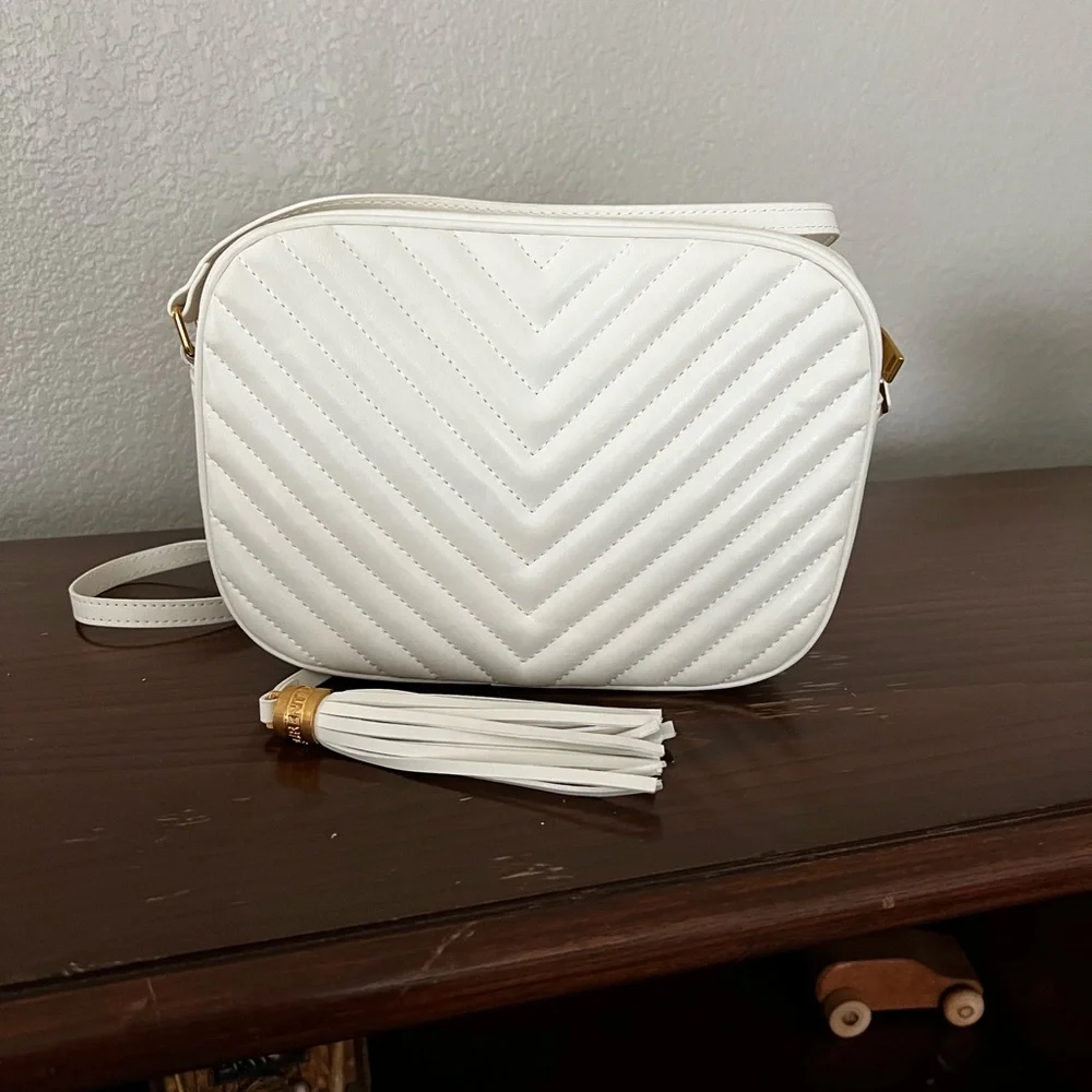 White PLU Crossbody. Used only two times, like new. Really cute for a day out! - Picture 1 of 7